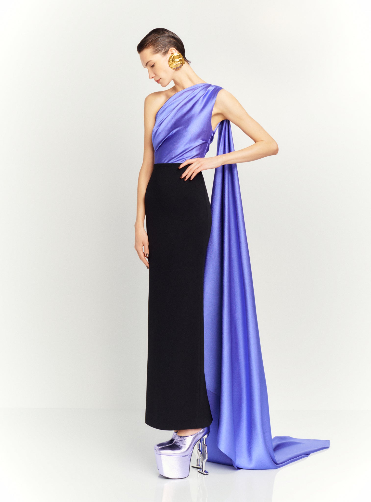The Yeva Maxi Dress in Periwinkle and Black