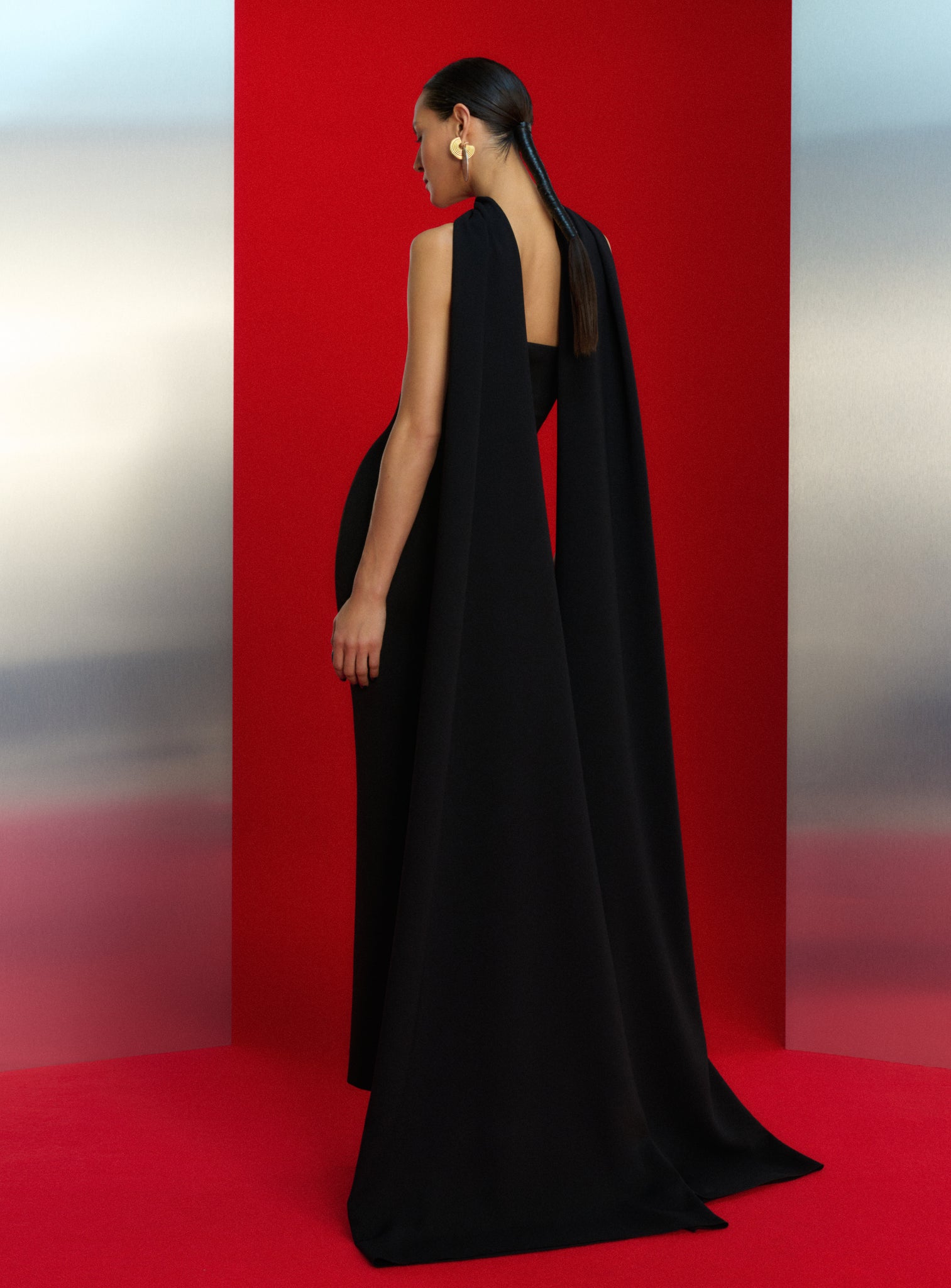 The Ainhoa Maxi Dress in Black